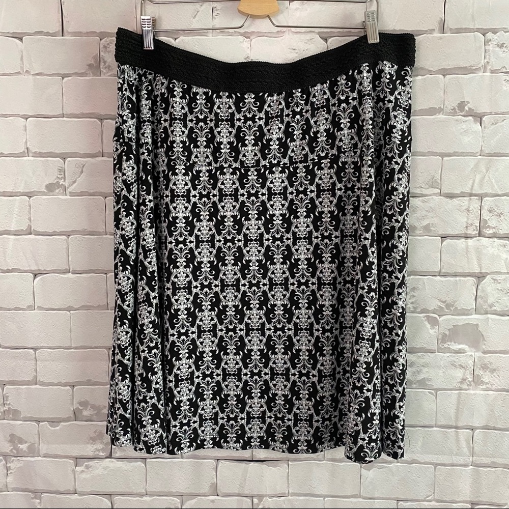 Emaline Woman Full Skirt 2X